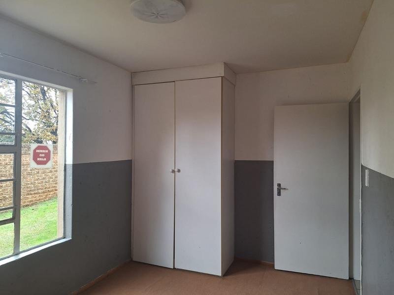 2 Bedroom Property for Sale in Sonneveld Gauteng