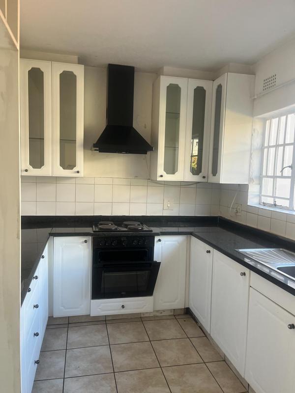 To Let 2 Bedroom Property for Rent in Sandown Gauteng