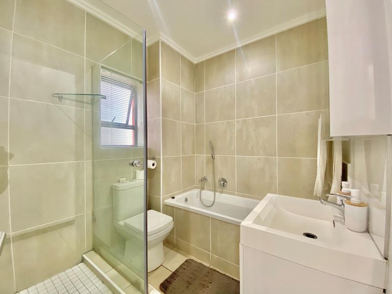2 Bedroom Property for Sale in Fourways Gauteng