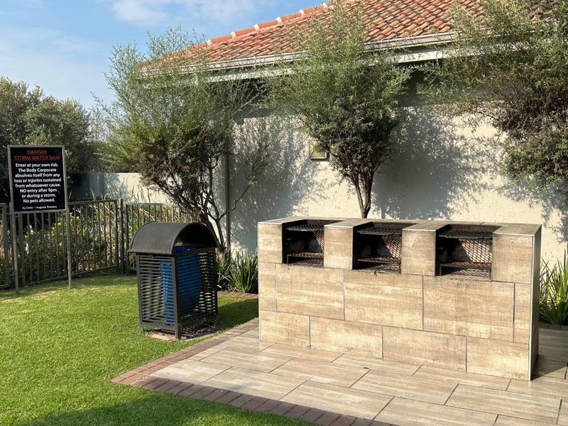 2 Bedroom Property for Sale in Fourways Gauteng