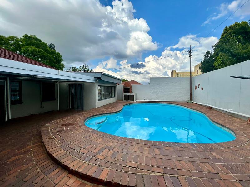 To Let 3 Bedroom Property for Rent in Kensington Gauteng