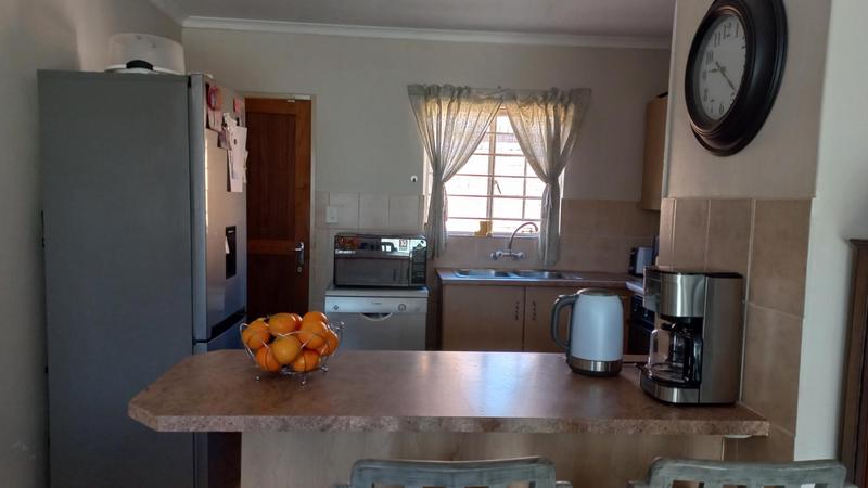 2 Bedroom Property for Sale in Elardus Park Gauteng