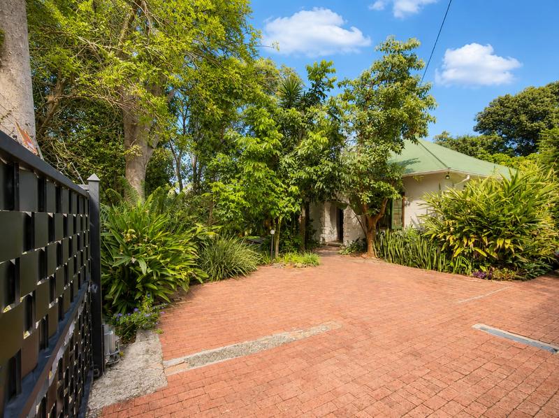 4 Bedroom Property for Sale in Lisdogan Park Gauteng
