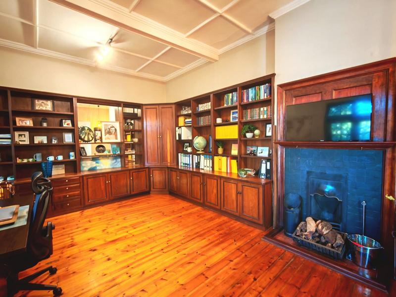 4 Bedroom Property for Sale in Lisdogan Park Gauteng