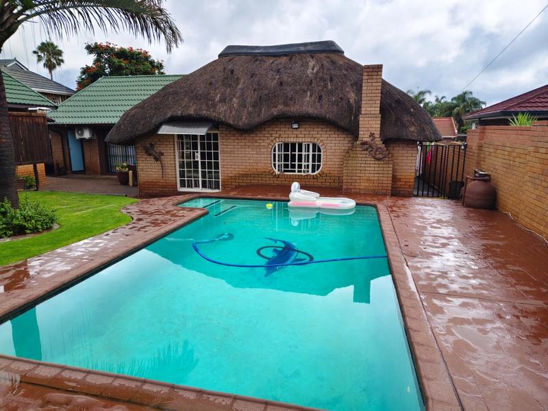 3 Bedroom Property for Sale in Florauna Gauteng