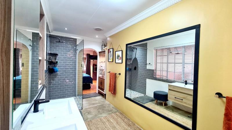 3 Bedroom Property for Sale in Florauna Gauteng