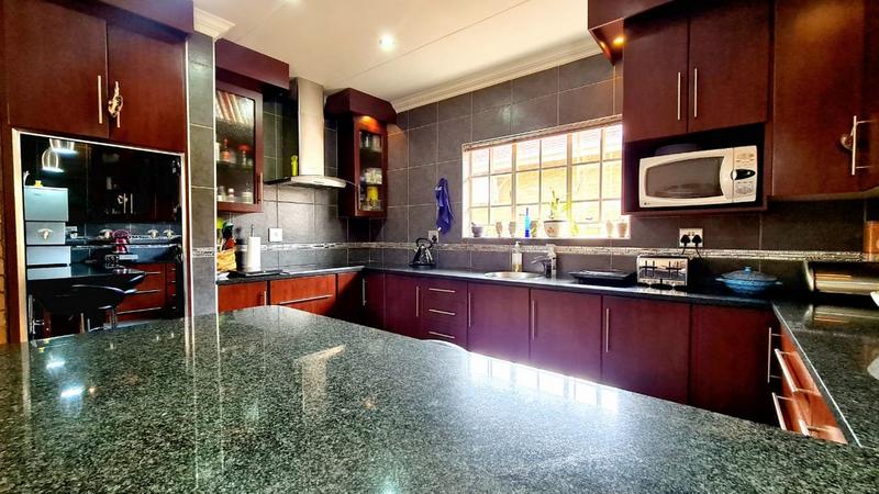 3 Bedroom Property for Sale in Florauna Gauteng