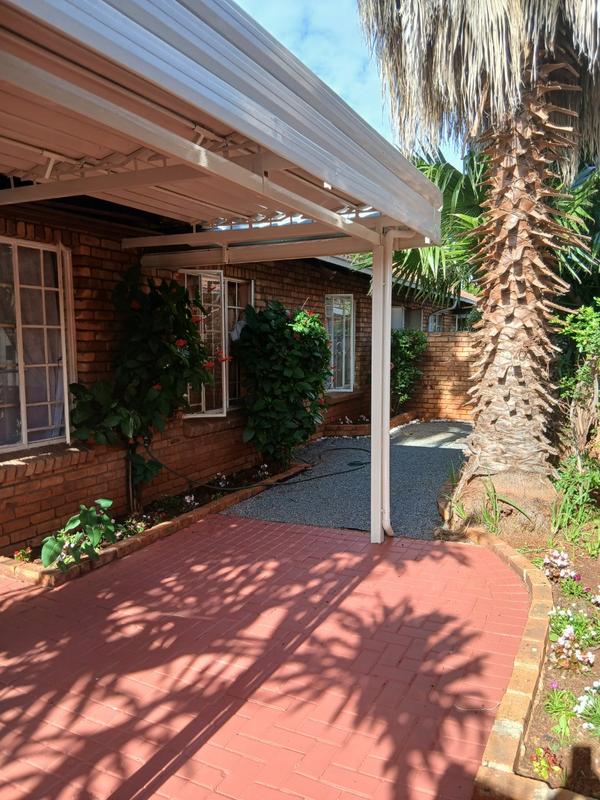 3 Bedroom Property for Sale in Hesteapark Gauteng