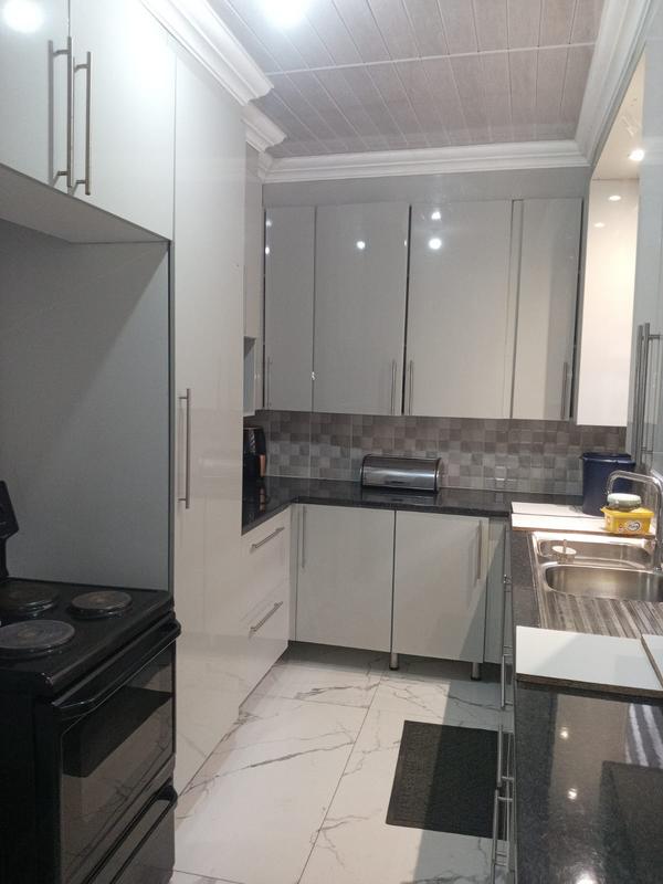 4 Bedroom Property for Sale in Nellmapius Gauteng
