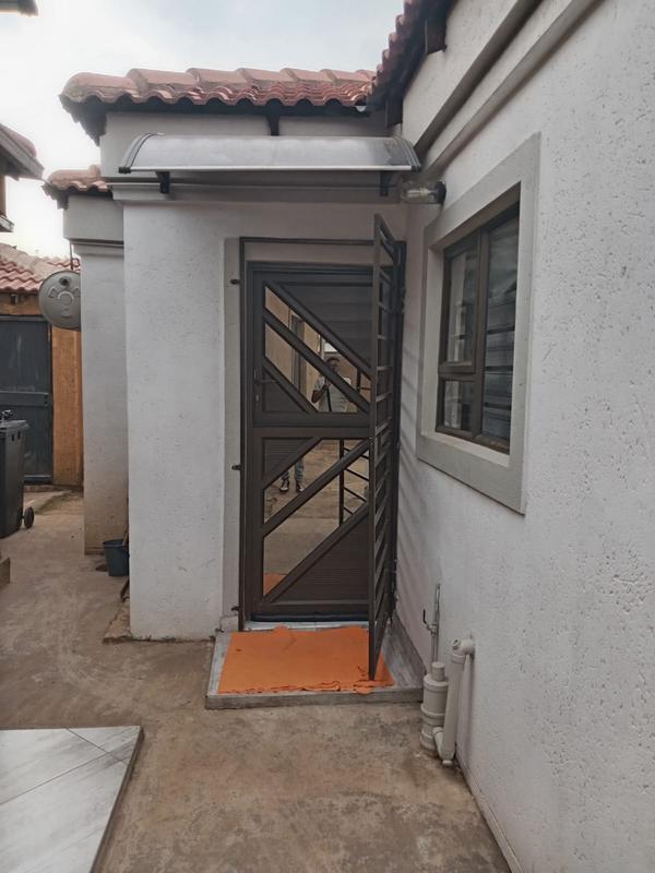 4 Bedroom Property for Sale in Nellmapius Gauteng