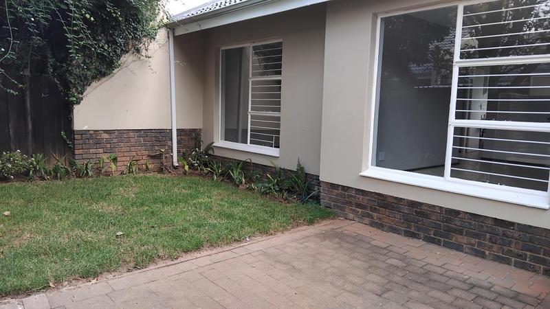 2 Bedroom Property for Sale in Fourways Gauteng