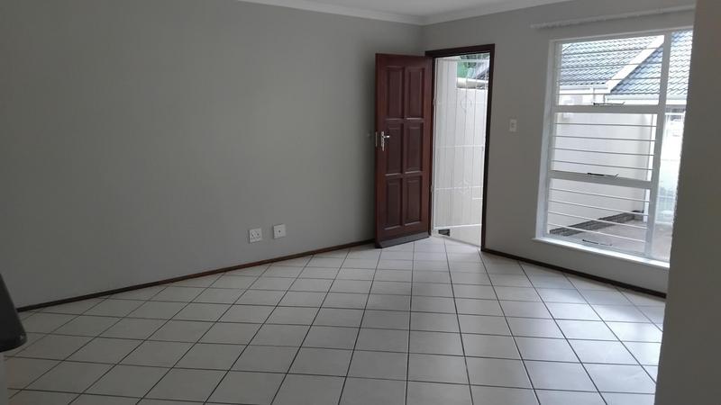 2 Bedroom Property for Sale in Fourways Gauteng