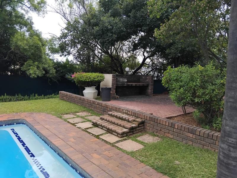 2 Bedroom Property for Sale in Fourways Gauteng