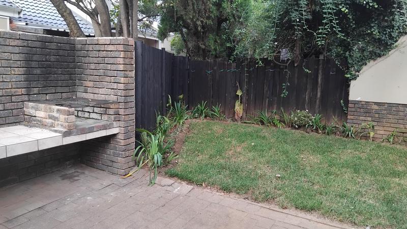 2 Bedroom Property for Sale in Fourways Gauteng