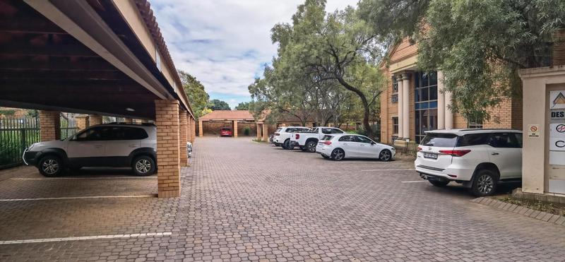 To Let Commercial Property for Rent in Lynnwood Glen Gauteng