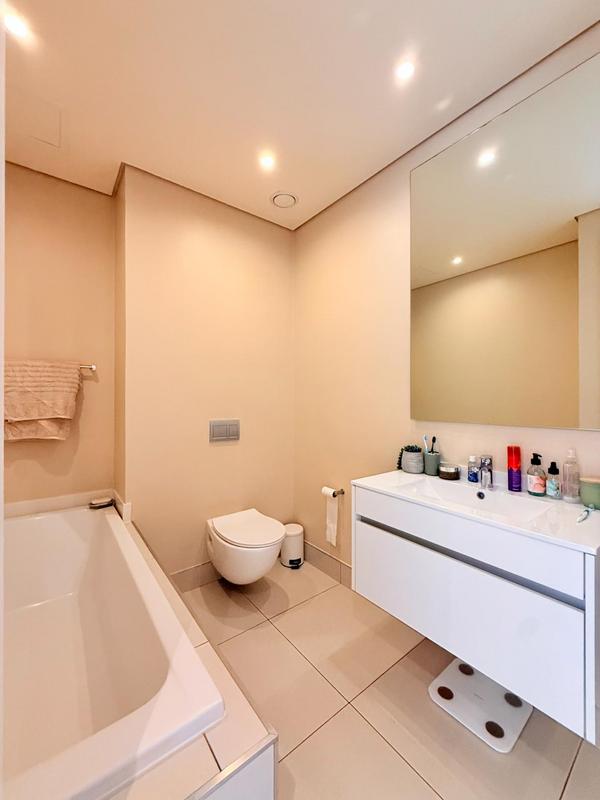 To Let 2 Bedroom Property for Rent in Houghton Estate Gauteng
