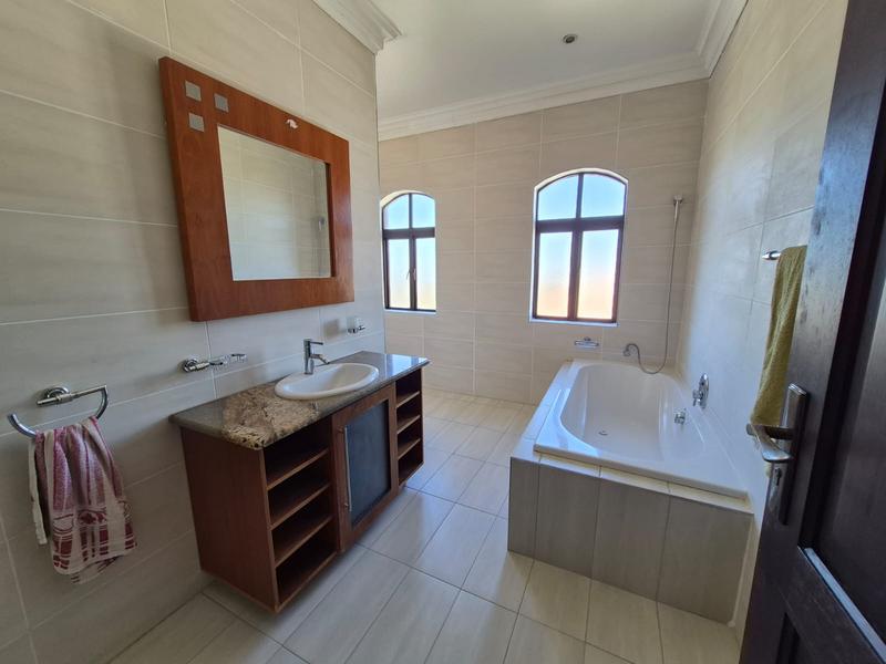4 Bedroom Property for Sale in Cornwall Hill Gauteng