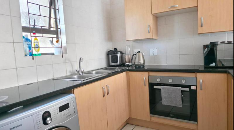 To Let 2 Bedroom Property for Rent in Lonehill Gauteng