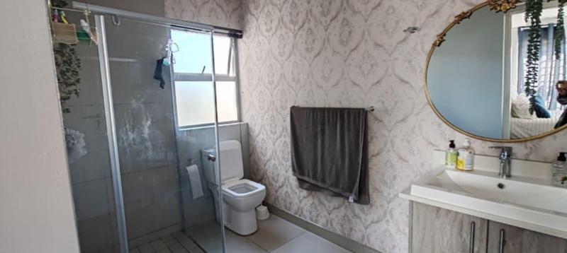 To Let 2 Bedroom Property for Rent in Broadacres Gauteng
