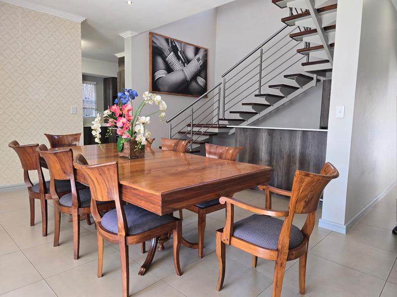 To Let 4 Bedroom Property for Rent in Waterkloof Heights Gauteng