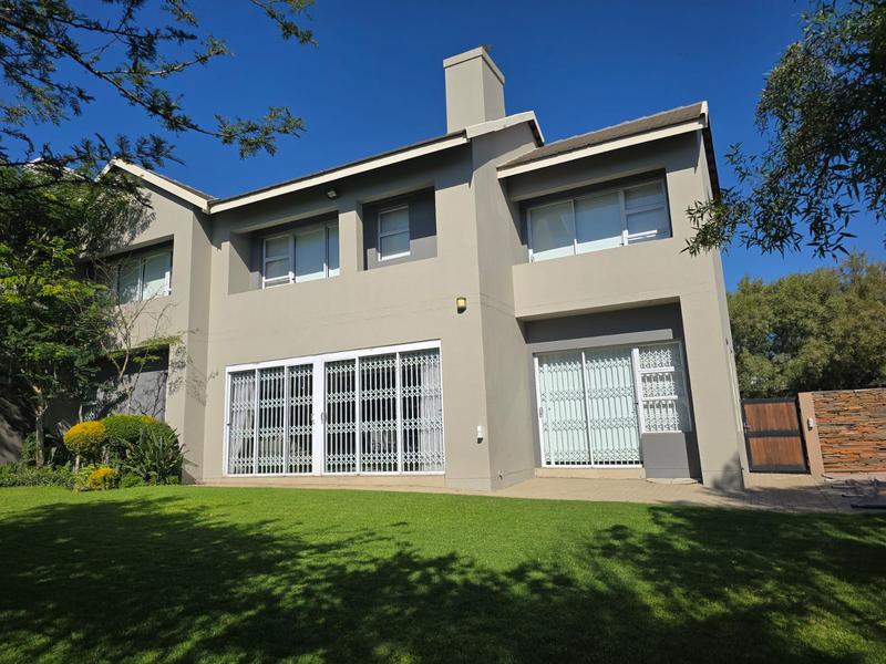 To Let 4 Bedroom Property for Rent in Waterkloof Heights Gauteng