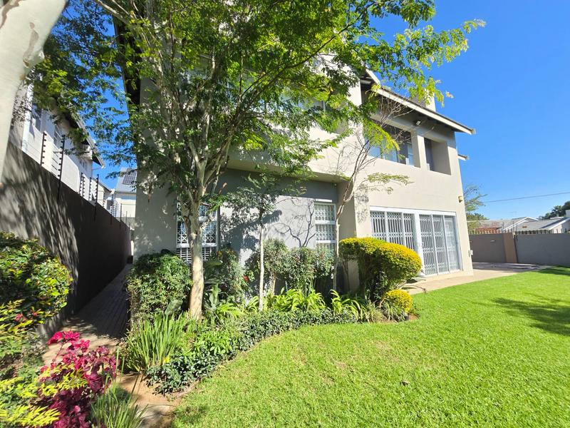 To Let 4 Bedroom Property for Rent in Waterkloof Heights Gauteng