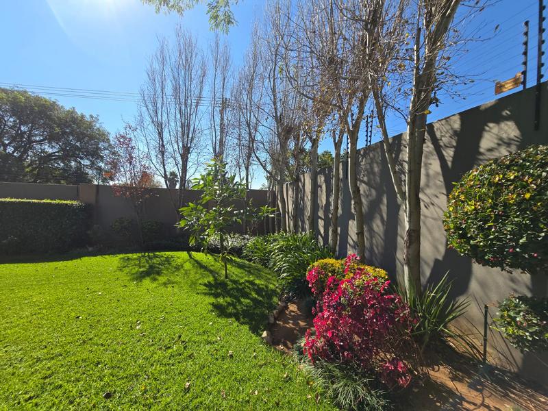 To Let 4 Bedroom Property for Rent in Waterkloof Heights Gauteng
