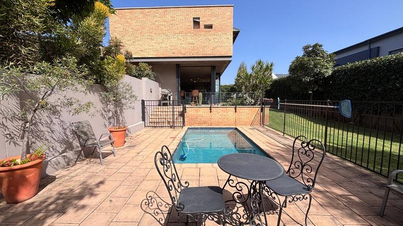 4 Bedroom Property for Sale in Midstream Ridge Gauteng