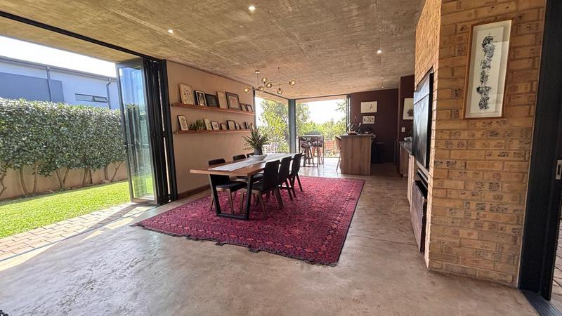 4 Bedroom Property for Sale in Midstream Ridge Gauteng
