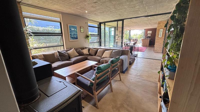 4 Bedroom Property for Sale in Midstream Ridge Gauteng