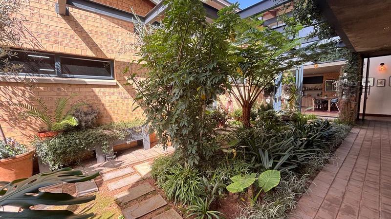 4 Bedroom Property for Sale in Midstream Ridge Gauteng
