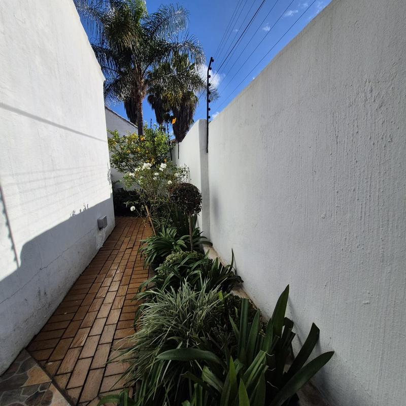 3 Bedroom Property for Sale in Strathavon Gauteng