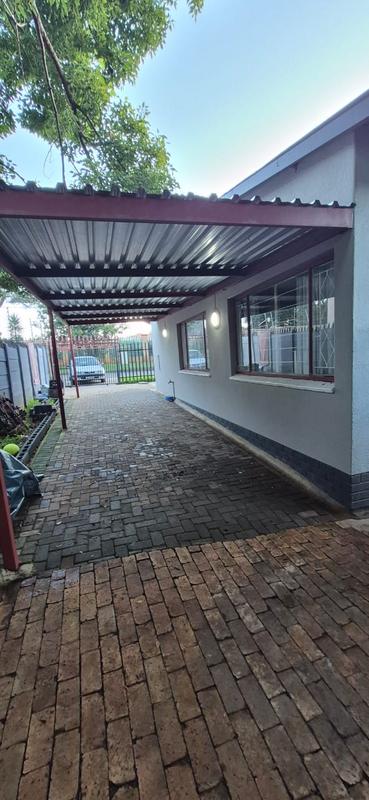 To Let 3 Bedroom Property for Rent in Albertskroon Gauteng