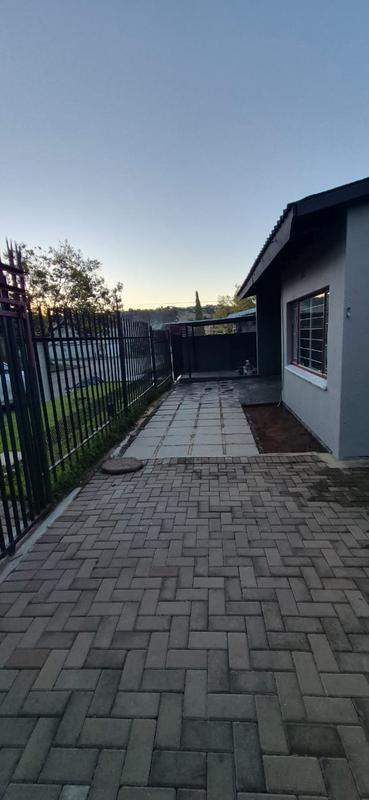 To Let 3 Bedroom Property for Rent in Albertskroon Gauteng