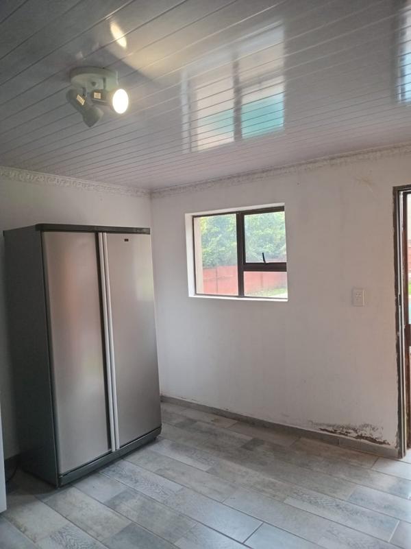 To Let 1 Bedroom Property for Rent in Discovery Gauteng
