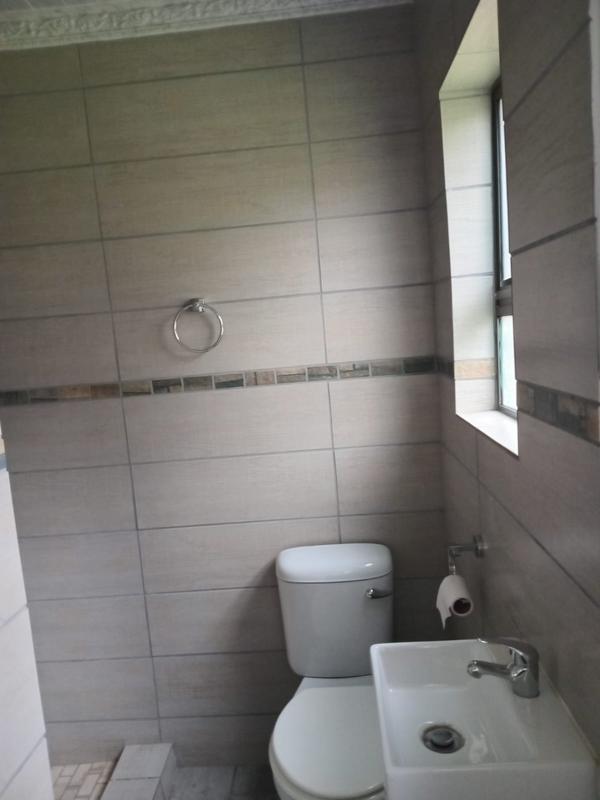To Let 1 Bedroom Property for Rent in Discovery Gauteng