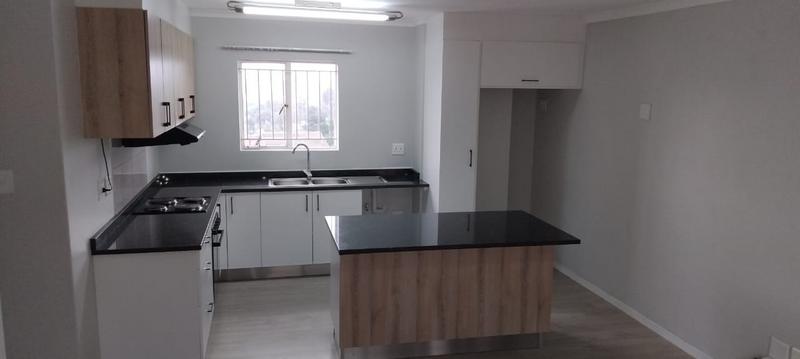 To Let 3 Bedroom Property for Rent in Roodekrans Gauteng