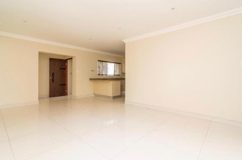 To Let 5 Bedroom Property for Rent in Roodekrans Gauteng