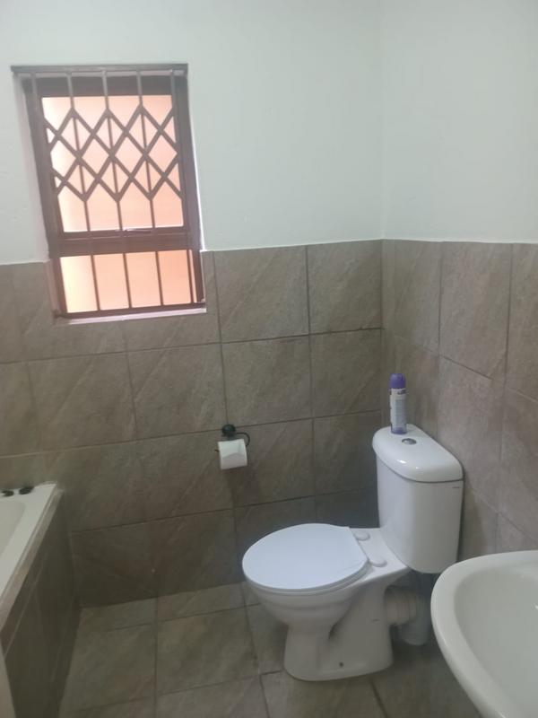 To Let 2 Bedroom Property for Rent in Witpoortjie Gauteng