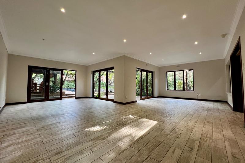 5 Bedroom Property for Sale in Buccleuch Gauteng