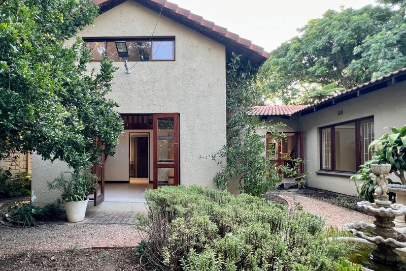 5 Bedroom Property for Sale in Buccleuch Gauteng