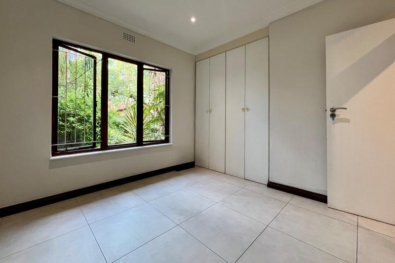 5 Bedroom Property for Sale in Buccleuch Gauteng