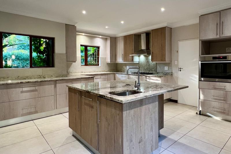 5 Bedroom Property for Sale in Buccleuch Gauteng