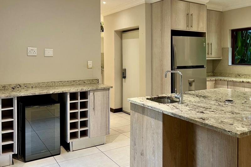 5 Bedroom Property for Sale in Buccleuch Gauteng