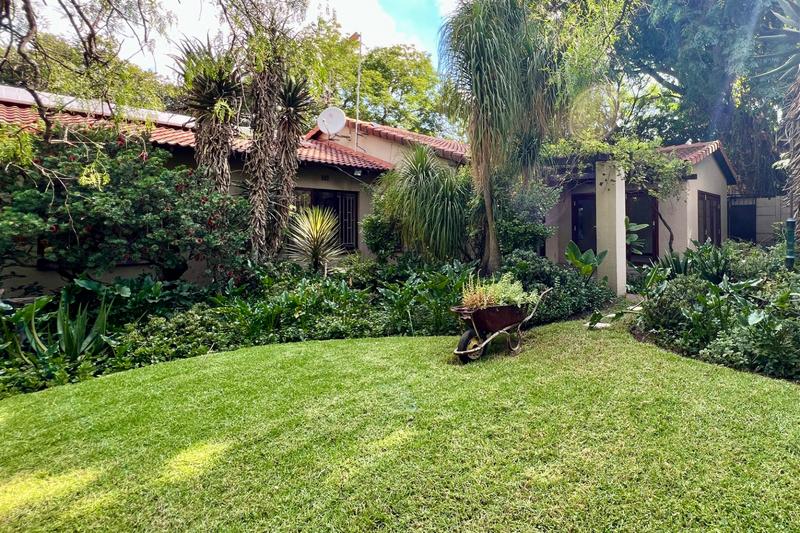 5 Bedroom Property for Sale in Buccleuch Gauteng