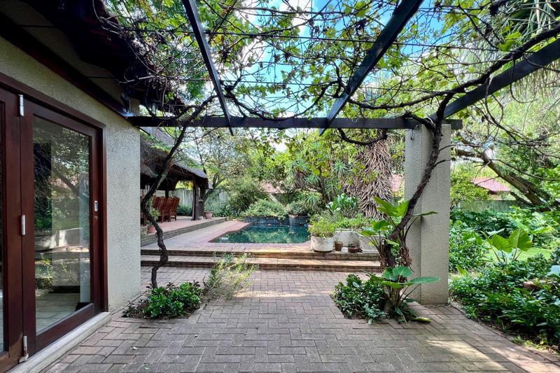5 Bedroom Property for Sale in Buccleuch Gauteng