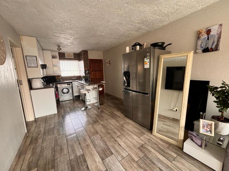 1 Bedroom Property for Sale in Delarey Gauteng