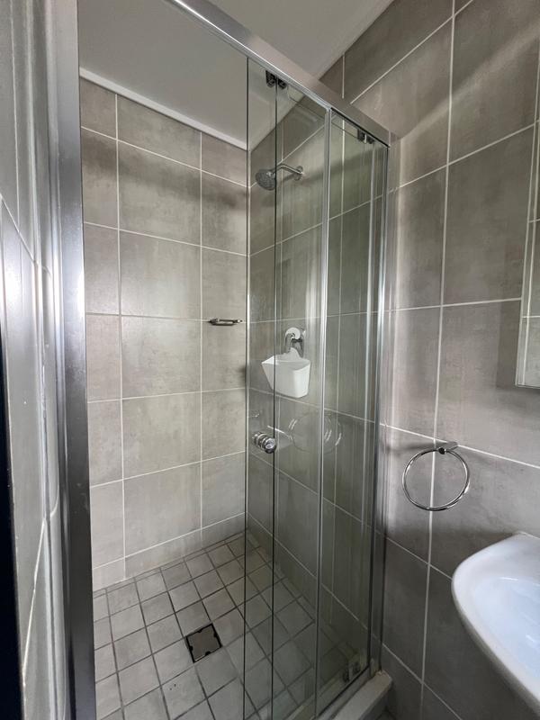 1 Bedroom Property for Sale in Linbro Park Gauteng