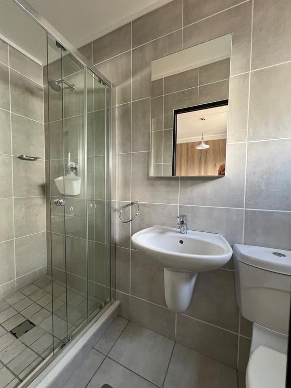 1 Bedroom Property for Sale in Linbro Park Gauteng