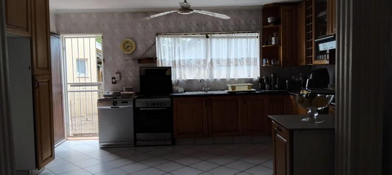 4 Bedroom Property for Sale in Strubensvallei Gauteng